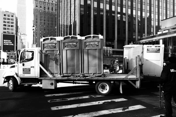 Affordable portable toilet rental in Occidental, CA